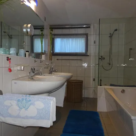 Traumferienwohnung Zwischen Koeln Und Duesseldorf Apartment *
