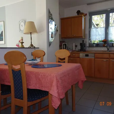 Traumferienwohnung Zwischen Koeln Und Duesseldorf Apartment Leichlingen